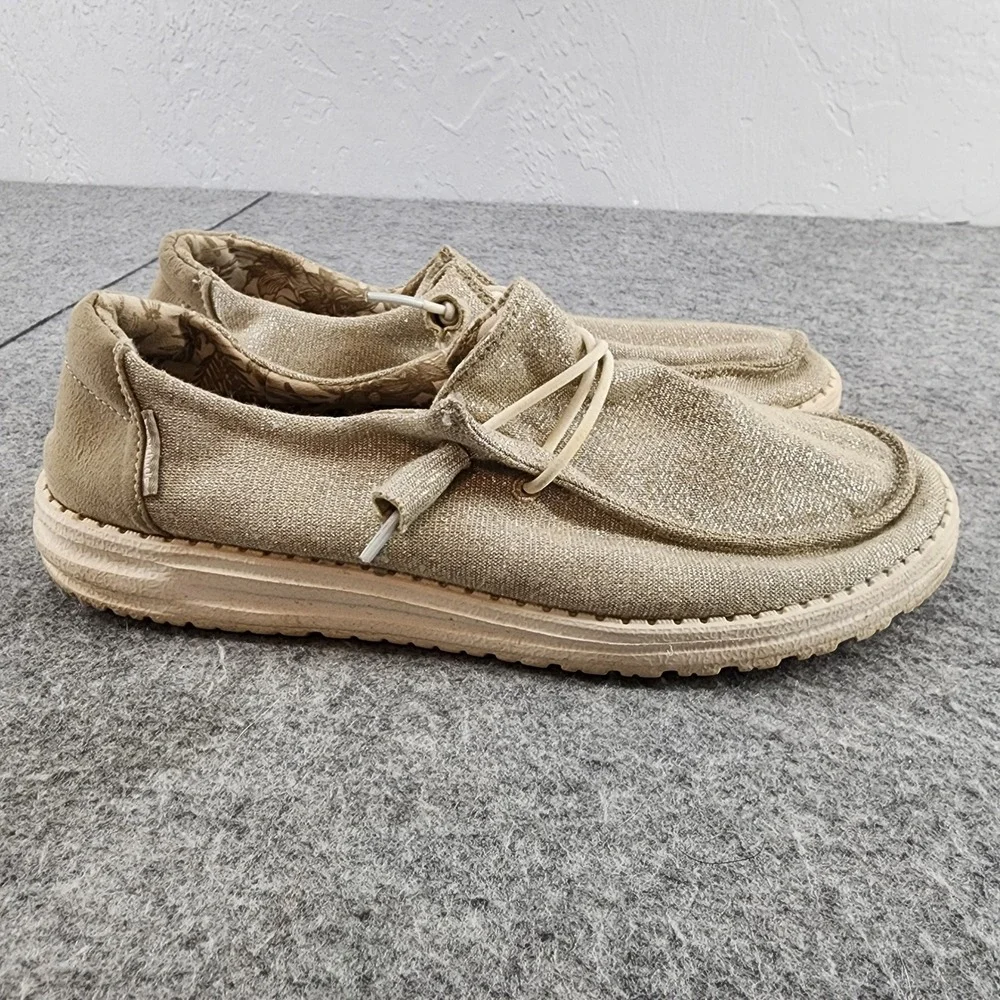 Hey Dude Wendy Stretch Sparkling Beige Shoes Women 8 Gold Shimmer Slip On Loafer